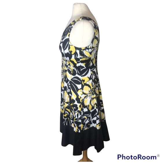 NINE WEST Black and Yellow Print fit and Flare Dress, size 10 - Picture 5 of 8